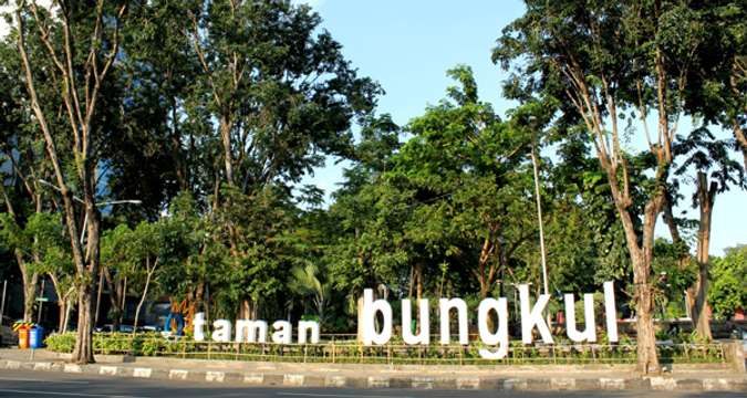 rental motor surabaya rentalmotorsurabaya-taman-bungkul